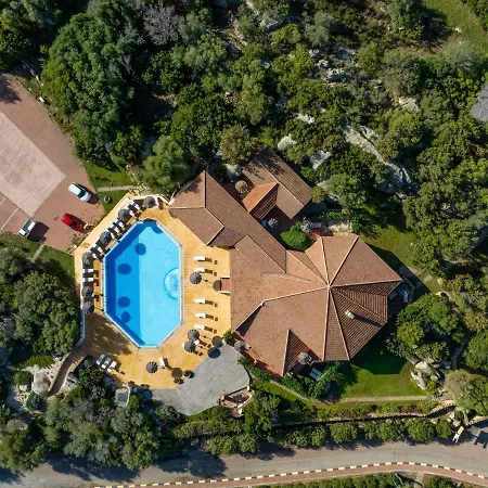 Chic Antonina One Bedroom No2176