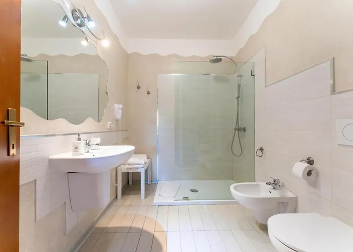 Chic Antonina One Bedroom No2176 * Marinella